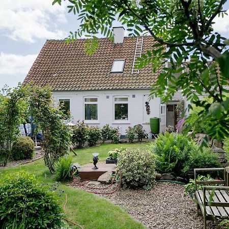 4 Person Holiday Home In Allinge 외부 사진